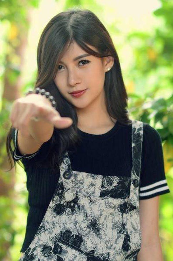 香烟女郎